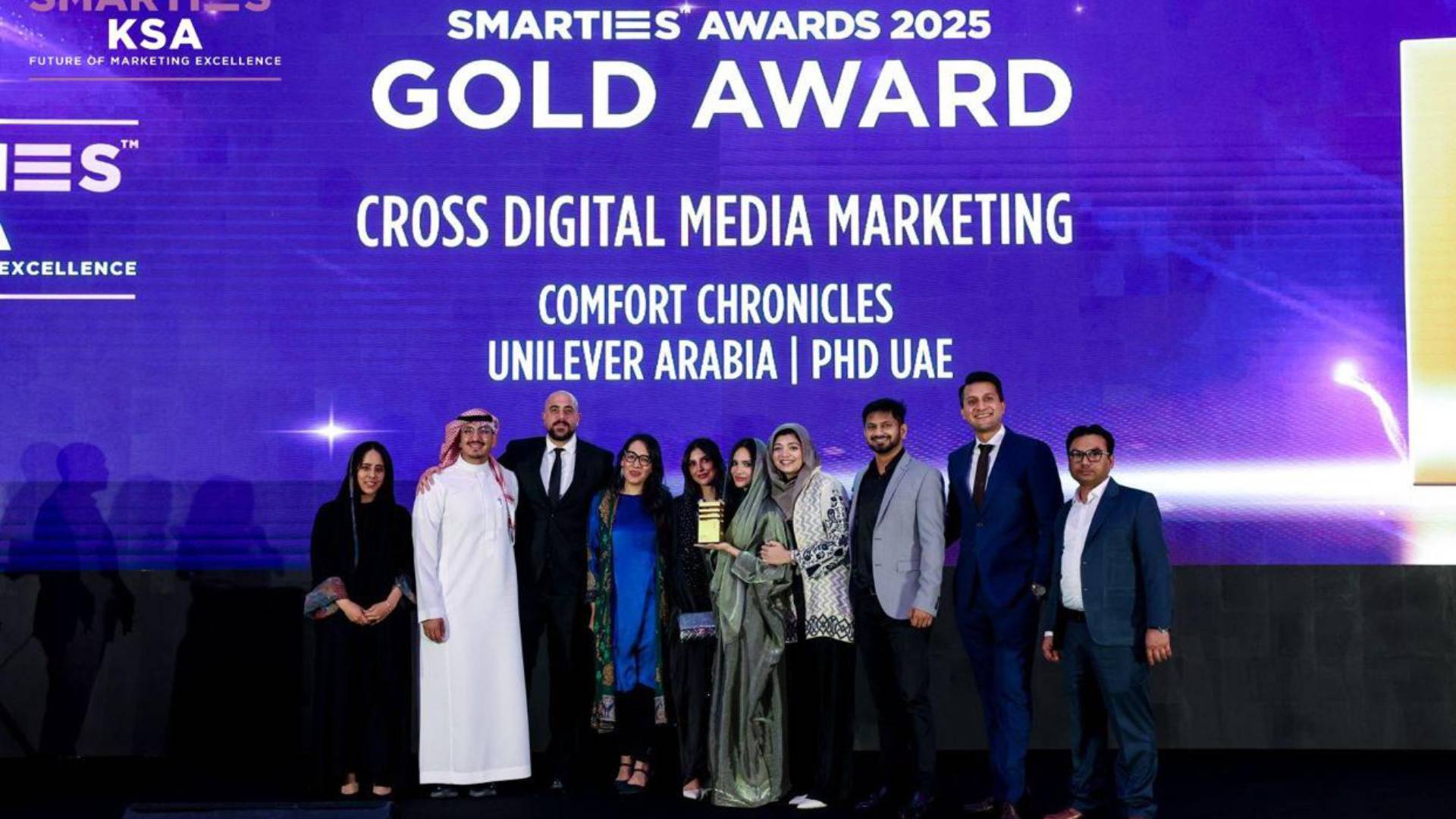 Sarah Qazi, GM of Homecare Arabia with team at MMA Smarties Awards